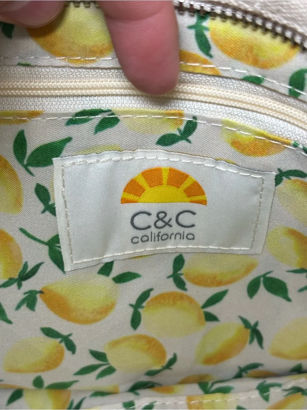 C&C California Capri Lemon Canvas Crossbody mini tote bag NWT - Picture 6 of 12